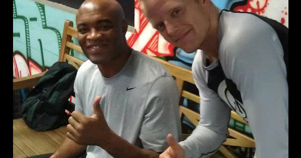 Chef instruktør brina berggren sammen andersonsilva